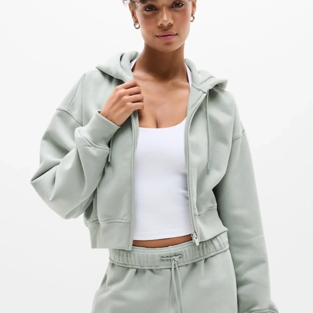 Athleta Forever Fleece Crop Full Zip Hooded Sweatshirt in Vera/light Sage Green - Picture 1 of 7
